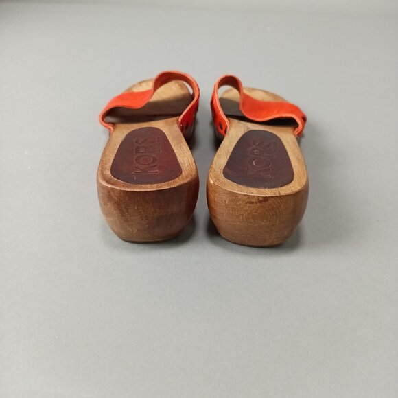 Women's Michael Kors Slip Ons Size 7M - Picture 2 of 6